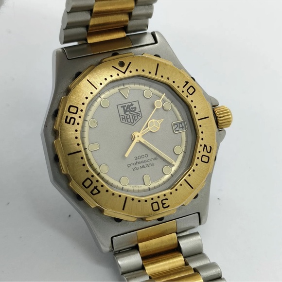 Tag Heuer Watch  934213 3000 series professional 200m 34mm Men's Silver - Picture 2 of 11